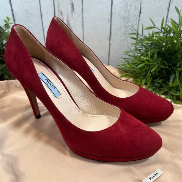 Prada Women's Red Suede leather Pumps Heels Size 38 US 8 - Picture 2 of 9